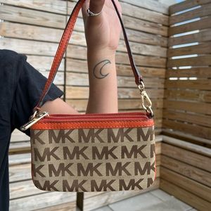 Michael Kors Wallet/Mini bag/Wristlet